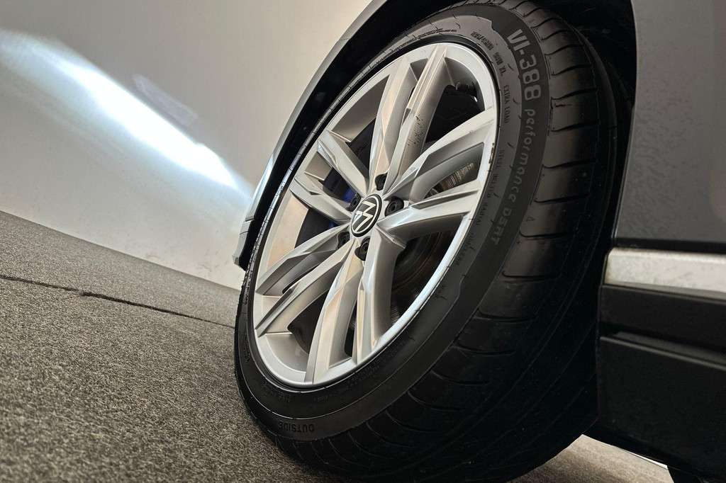 Volkswagen Passat (JVR93X) met abonnement