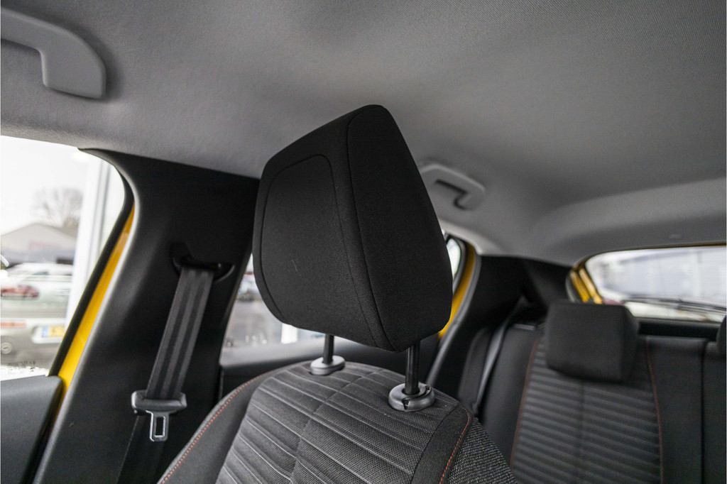 Peugeot e-208 (S006TX) met abonnement