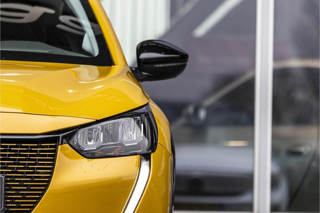 Peugeot e-208 (S006TX) met abonnement