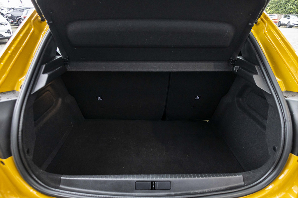 Peugeot e-208 (S006TX) met abonnement