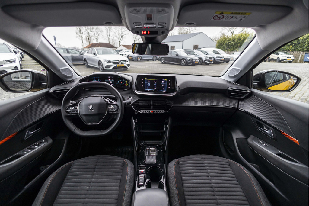 Peugeot e-208 (S006TX) met abonnement