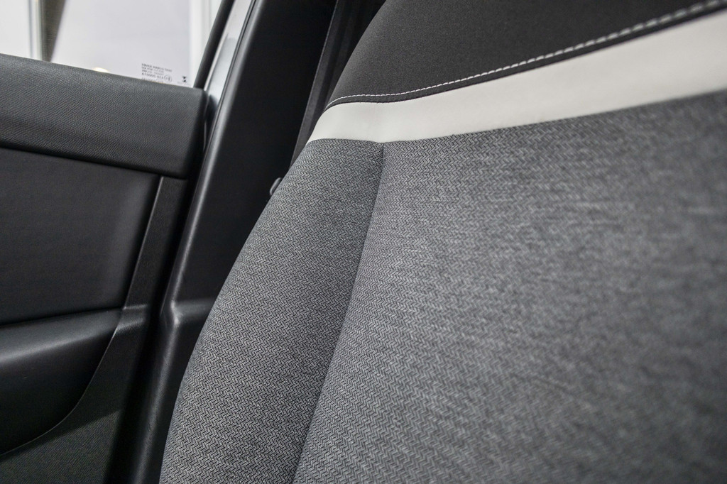 Citroën Ë-C4 (P928KZ) met abonnement