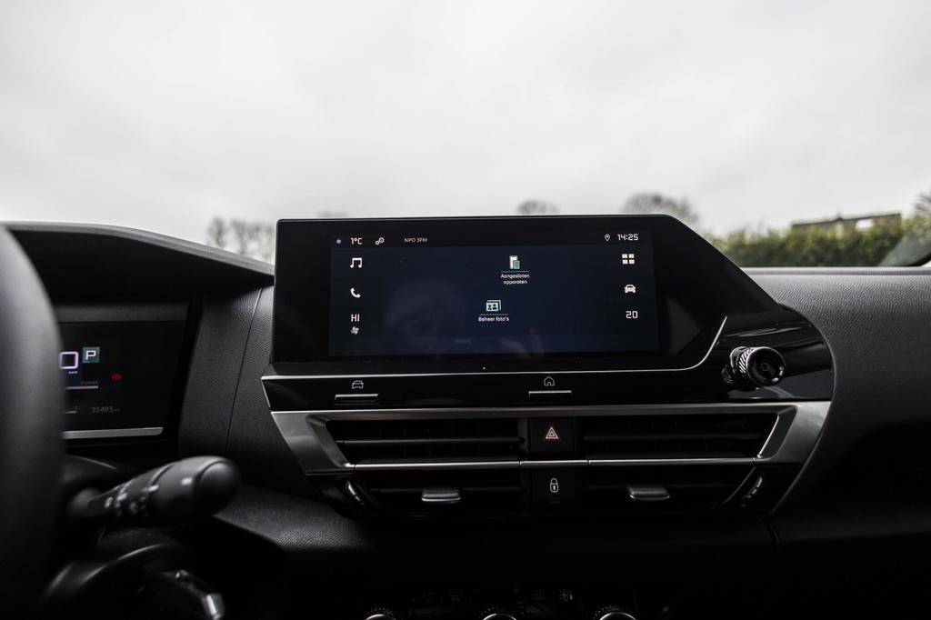 Citroën Ë-C4 (P928KZ) met abonnement