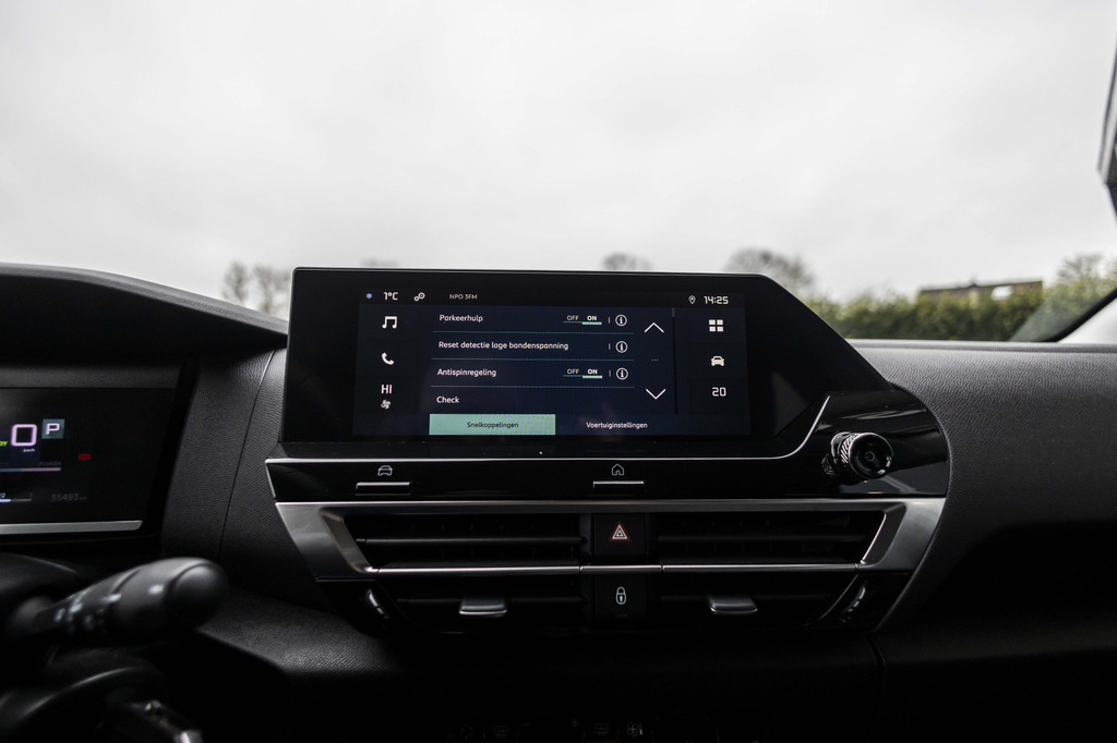 Citroën Ë-C4 (P928KZ) met abonnement