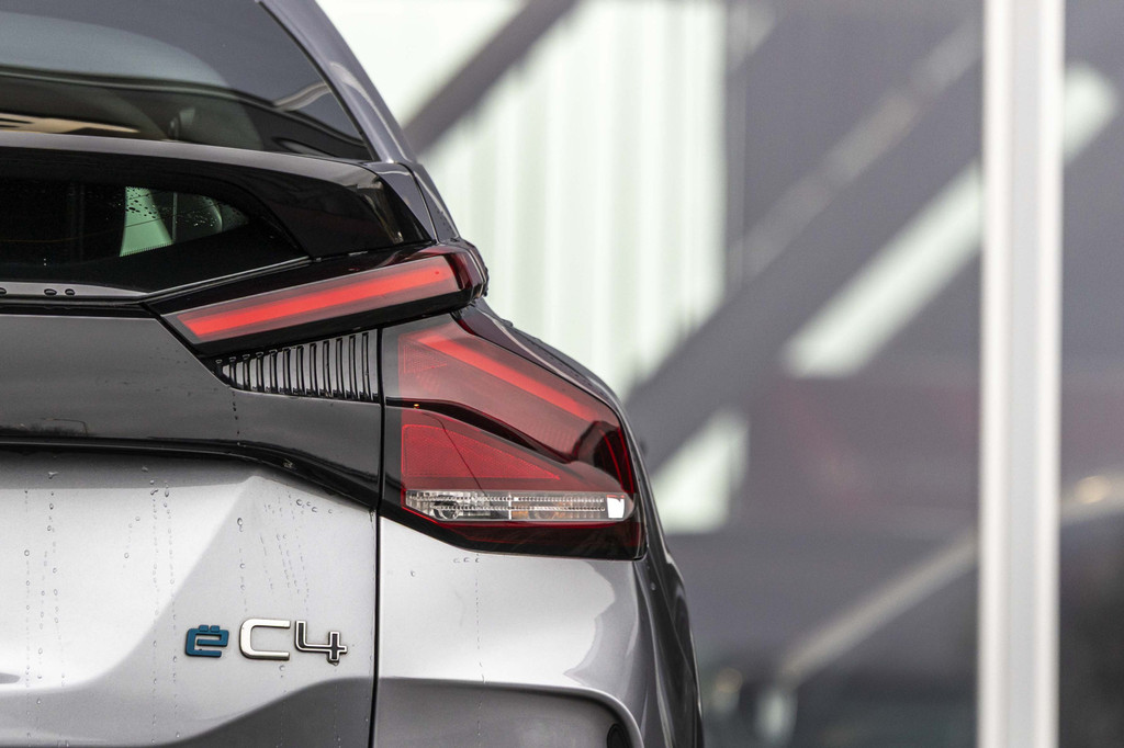 Citroën Ë-C4 (P928KZ) met abonnement