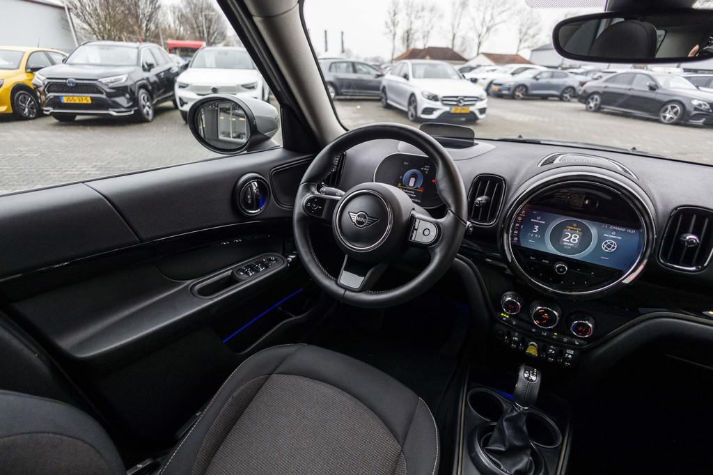 MINI Countryman (JJK71N) met abonnement