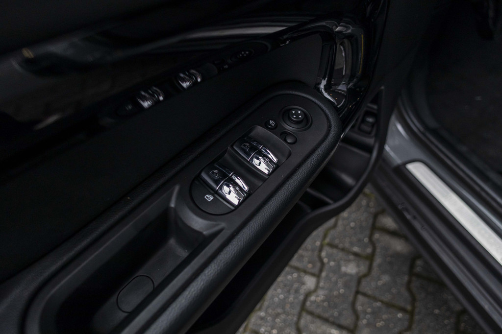 MINI Countryman (JJK71N) met abonnement