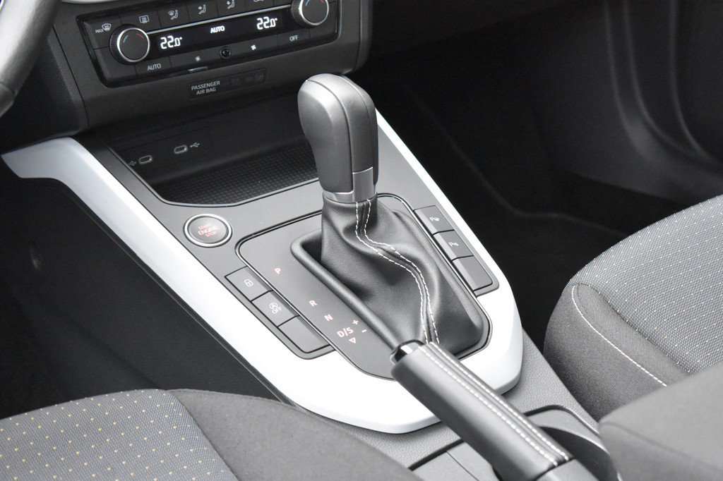 Seat Arona (JTZ26B) met abonnement