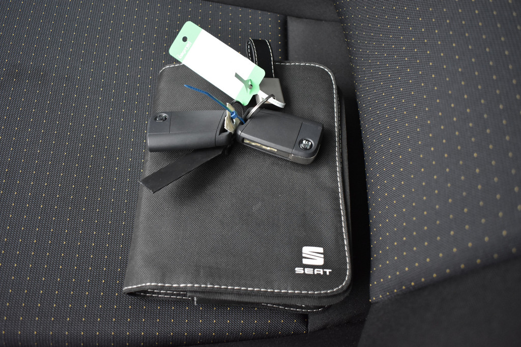 Seat Arona (JTZ26B) met abonnement