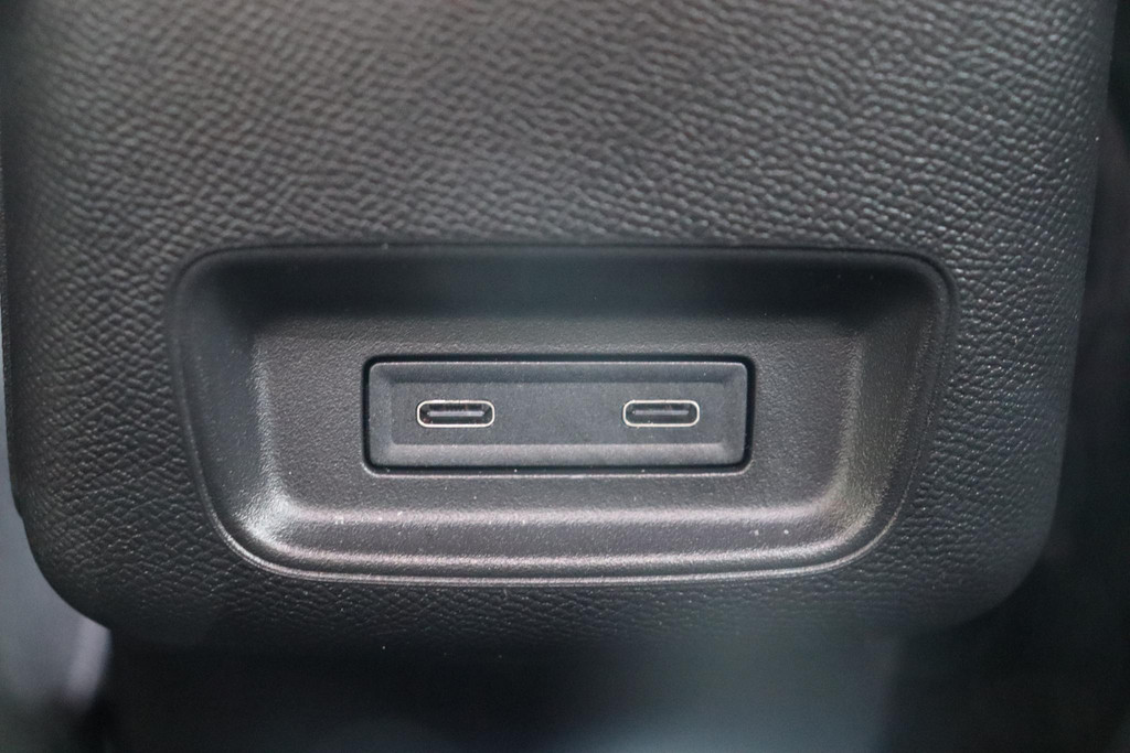 Opel Frontera (JVL49D) met abonnement