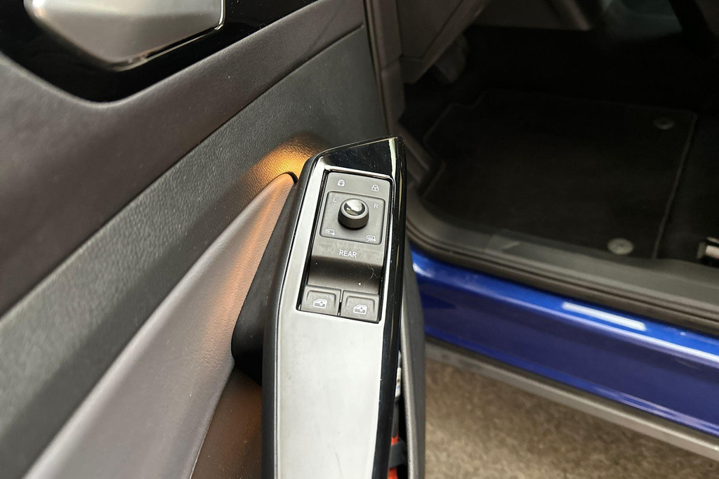 Volkswagen ID.4 (N611HT) met abonnement