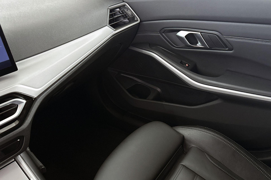 BMW 3 Serie touring (R857PL) met abonnement