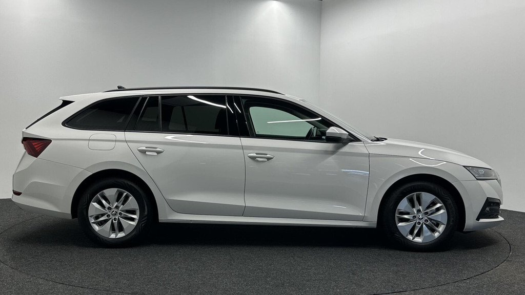 ŠKODA Octavia (Z650BX) met abonnement