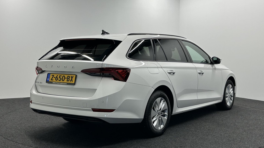 ŠKODA Octavia (Z650BX) met abonnement
