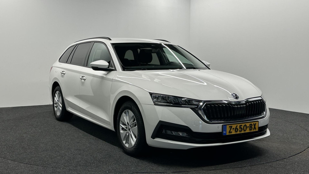ŠKODA Octavia (Z650BX) met abonnement
