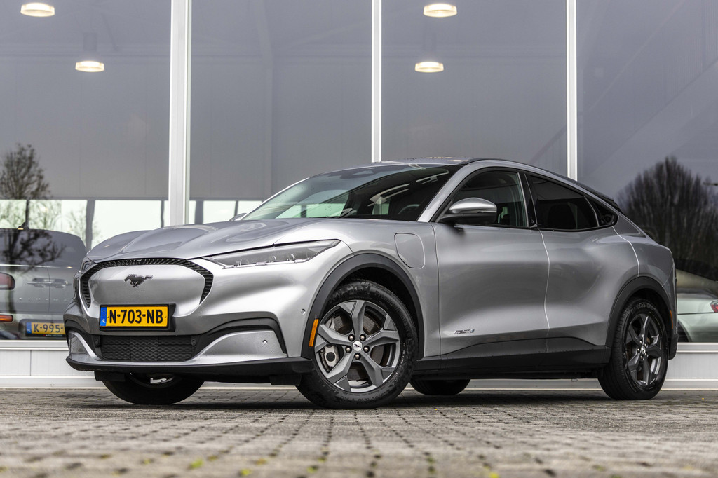 Ford Mustang Mach-E (N703NB) met abonnement