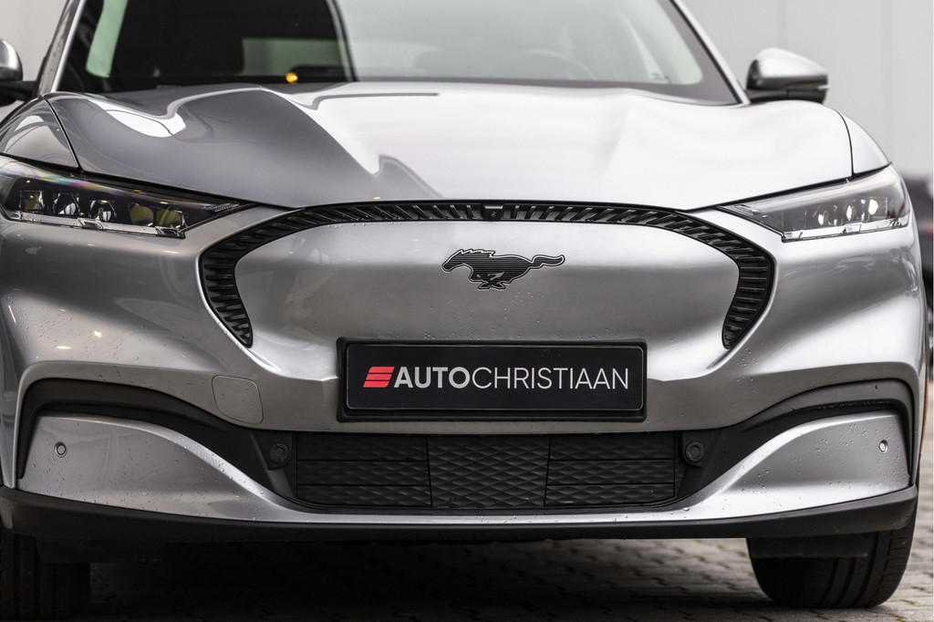 Ford Mustang Mach-E (N703NB) met abonnement