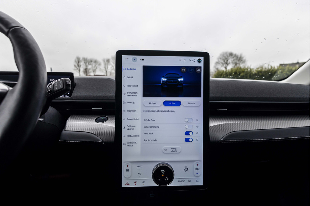 Ford Mustang Mach-E (N703NB) met abonnement