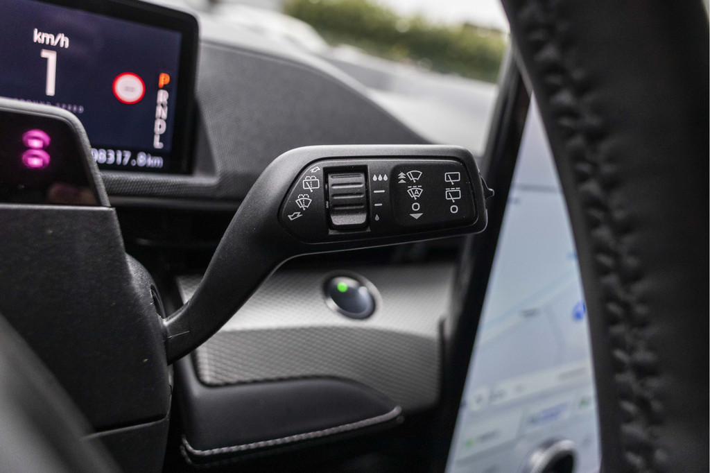 Ford Mustang Mach-E (N703NB) met abonnement