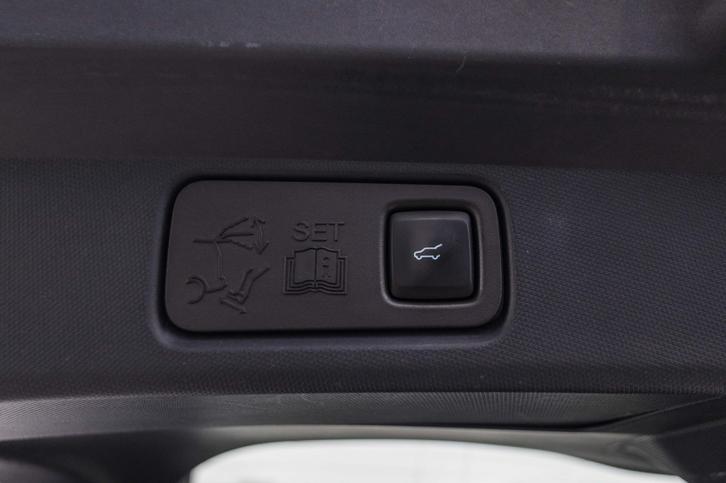 Ford Mustang Mach-E (N703NB) met abonnement