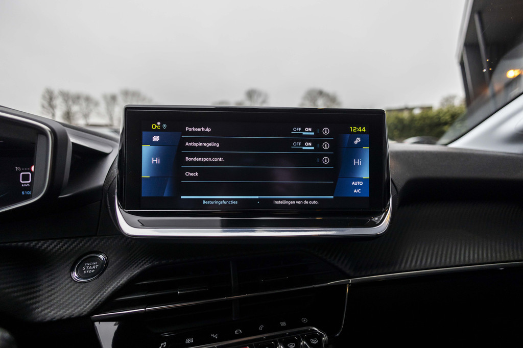 Peugeot e-208 (K603HF) met abonnement