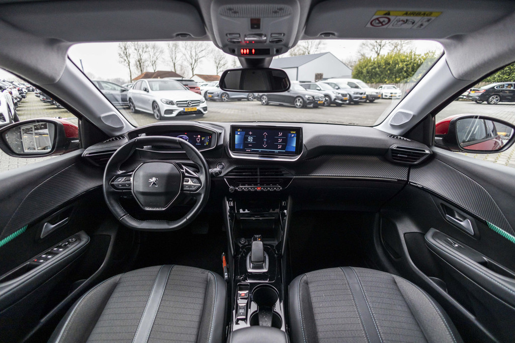 Peugeot e-208 (K603HF) met abonnement