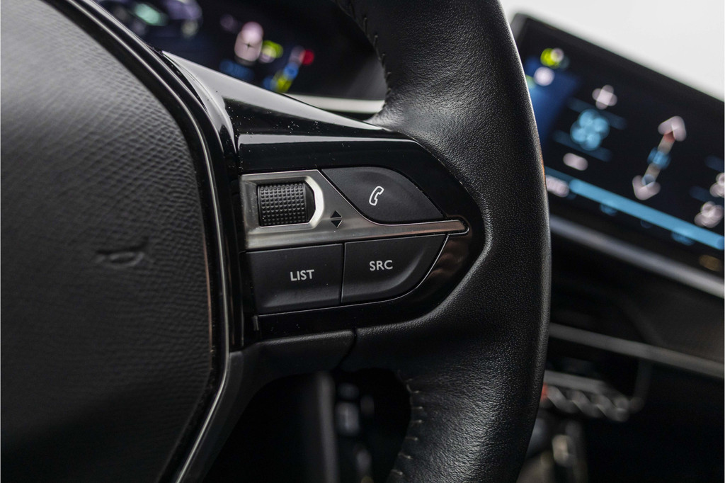 Peugeot e-208 (K603HF) met abonnement