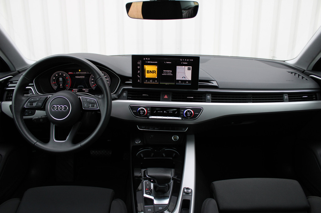 Audi A4 (S728PD) met abonnement