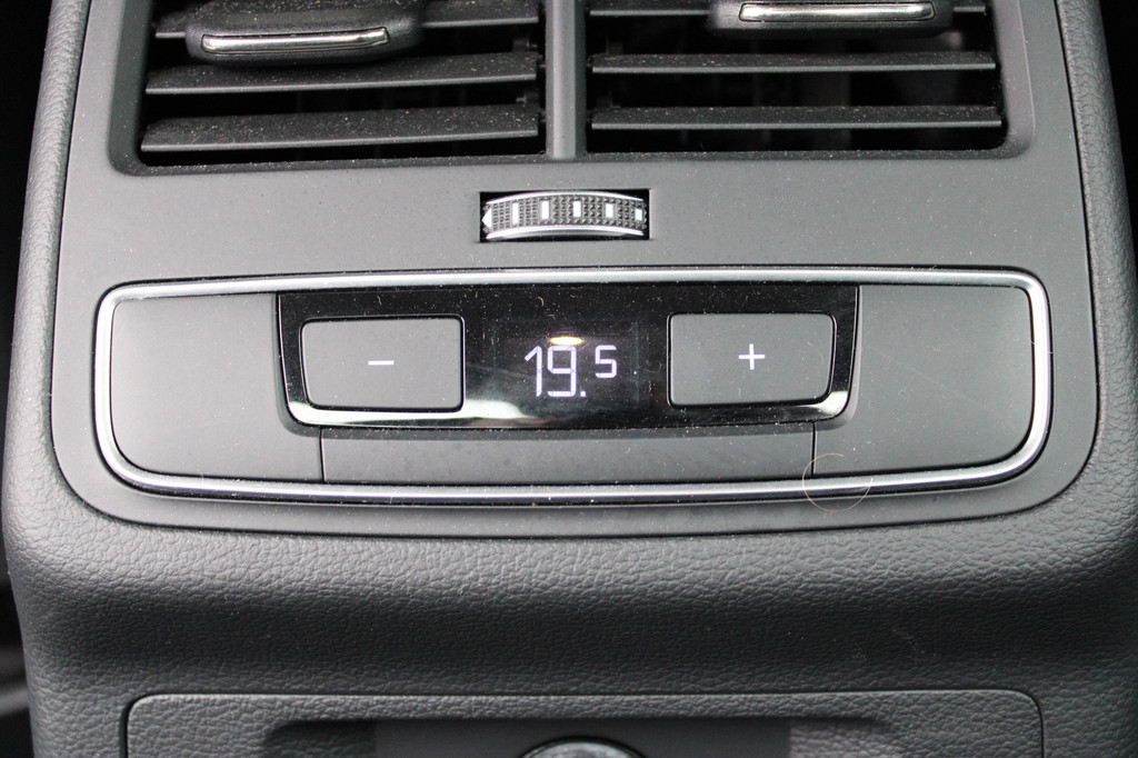 Audi A4 (S728PD) met abonnement