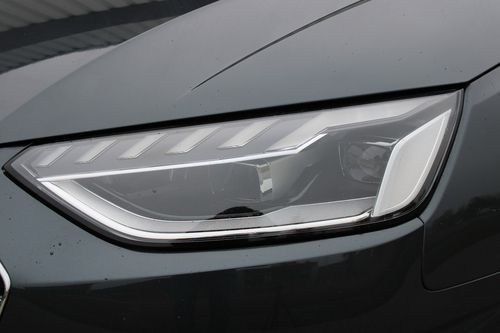 Audi A4 (S728PD) met abonnement