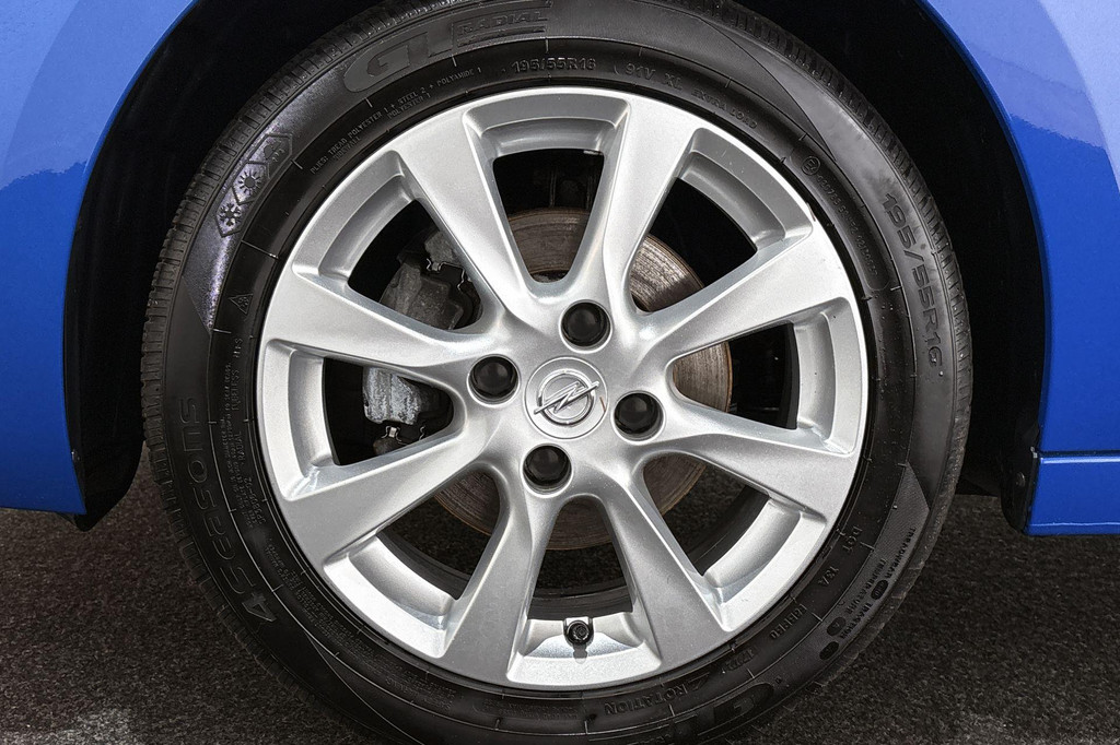 Opel Corsa (R624NS) met abonnement