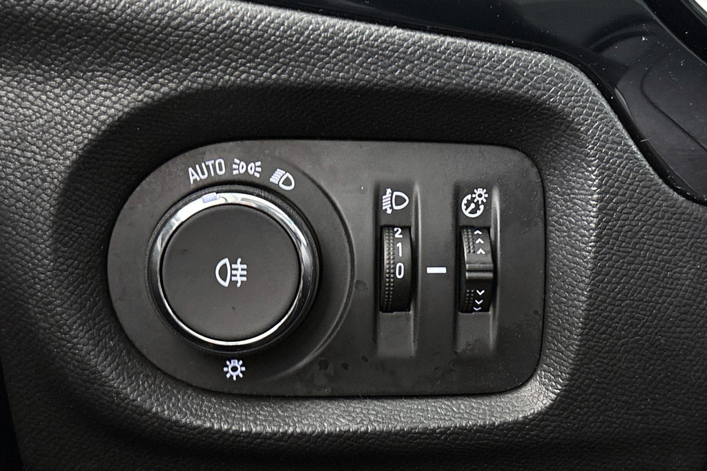 Opel Corsa (R624NS) met abonnement