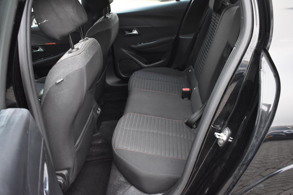 Peugeot e-208 (S147SN) met abonnement