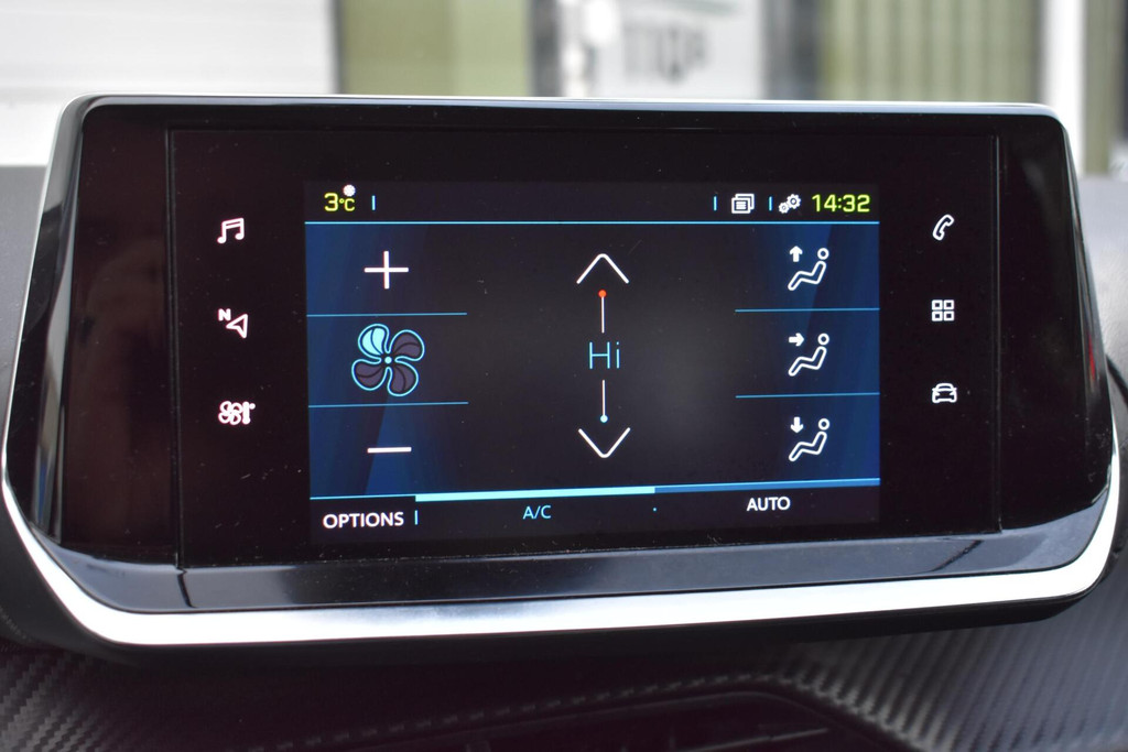 Peugeot e-208 (S147SN) met abonnement