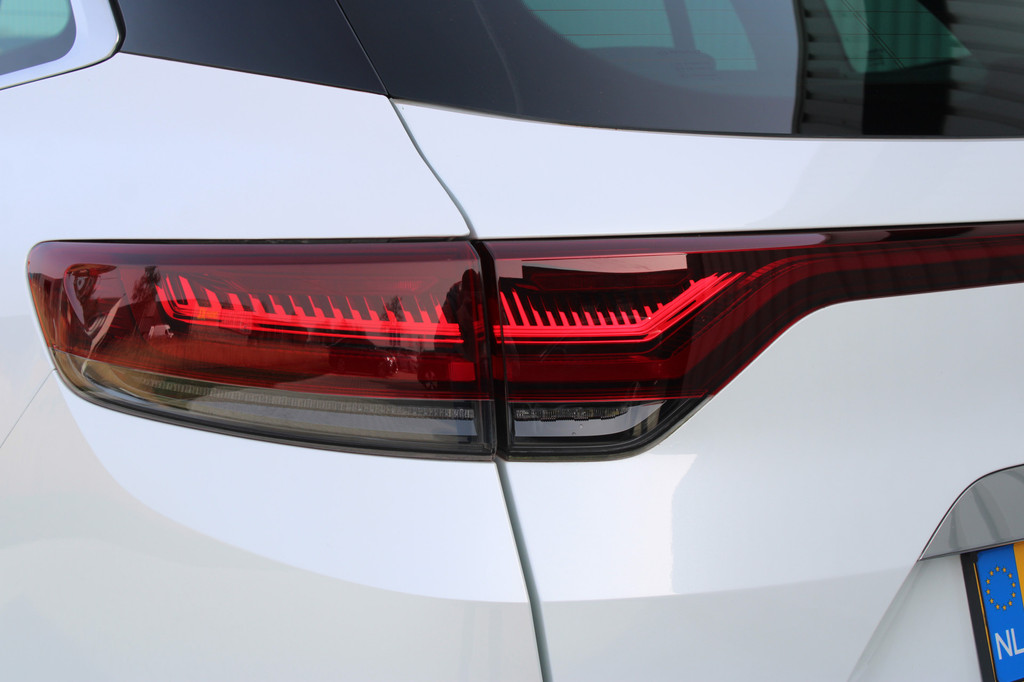 Renault MEGANE Estate (T183LL) met abonnement