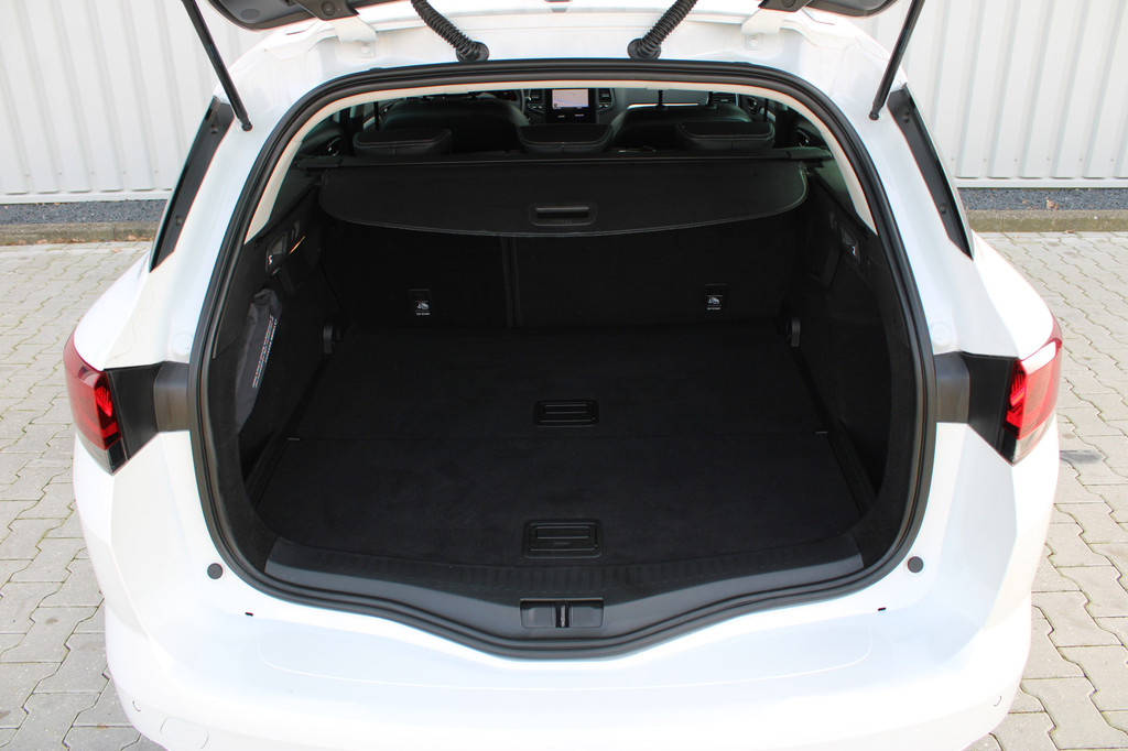 Renault MEGANE Estate (T183LL) met abonnement