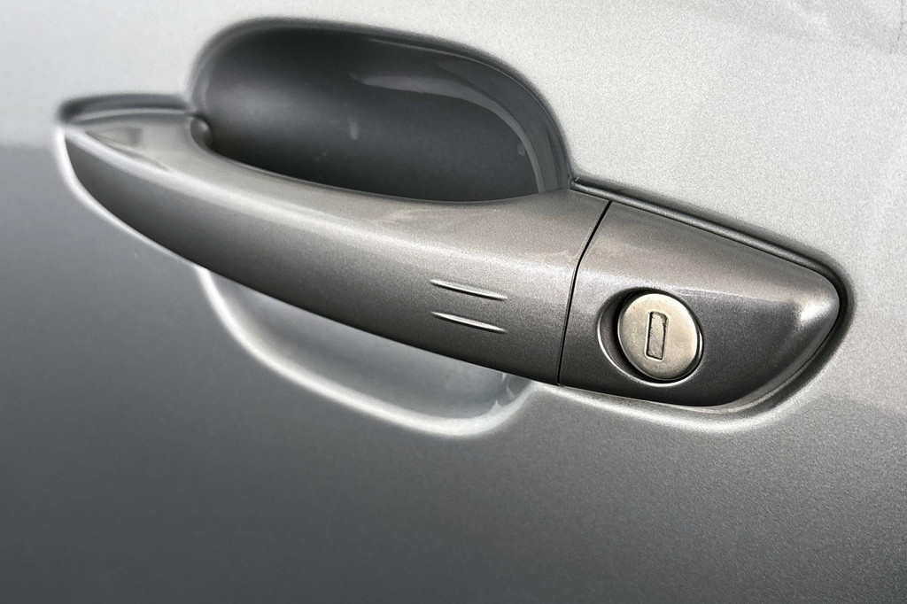 Citroën Ë-C4 (R519JR) met abonnement