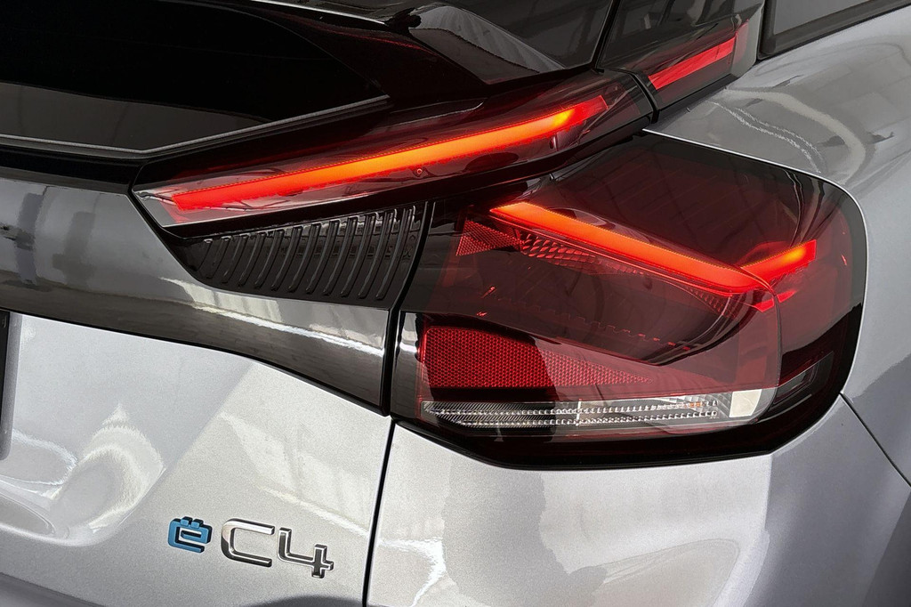 Citroën Ë-C4 (R519JR) met abonnement