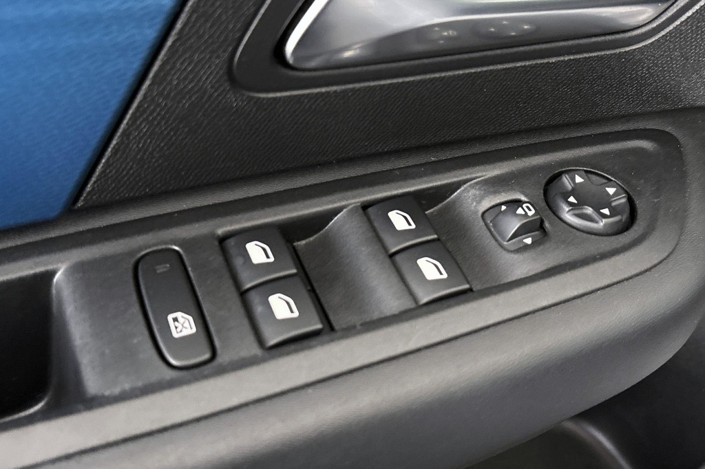 Citroën Ë-C4 (R519JR) met abonnement