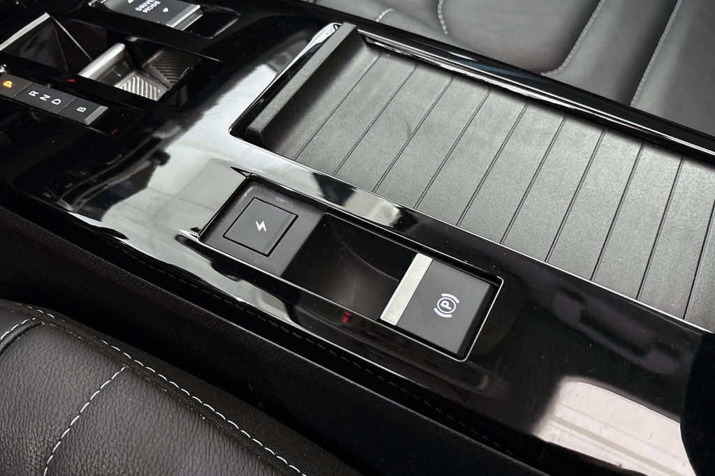 Citroën Ë-C4 (R519JR) met abonnement