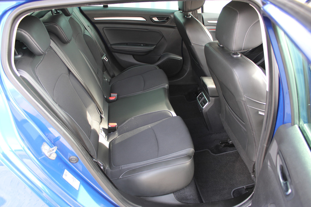 Renault MEGANE Estate (T203LL) met abonnement