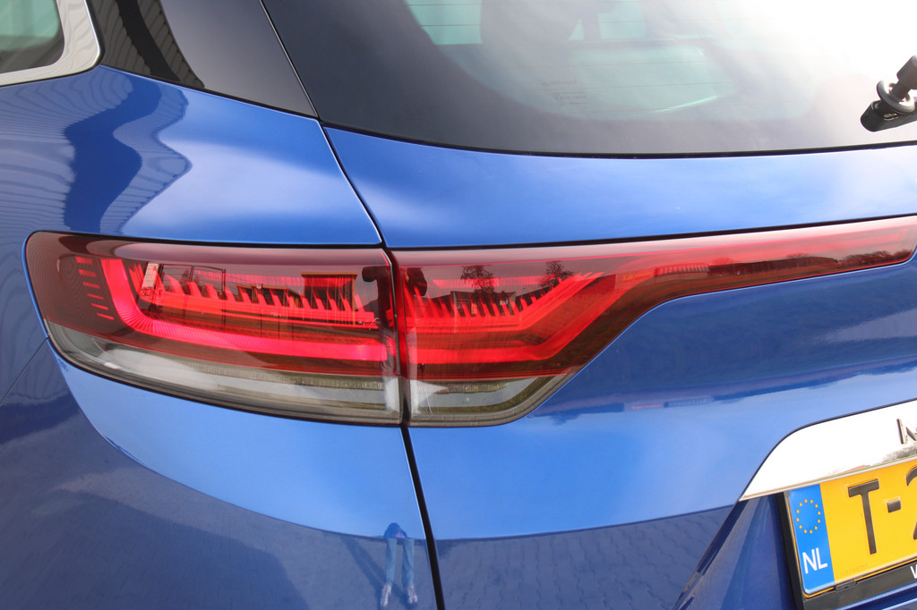 Renault MEGANE Estate (T203LL) met abonnement