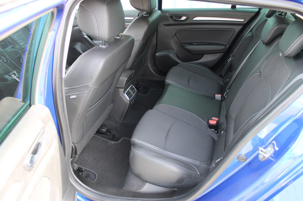 Renault MEGANE Estate (T203LL) met abonnement