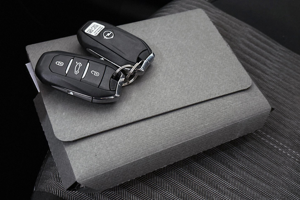 Opel CORSA-E (S318VG) met abonnement