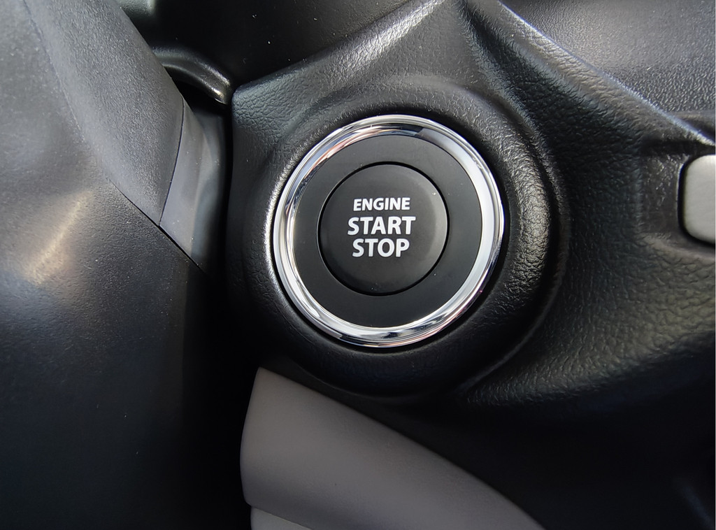 Suzuki Swift (JSX67L) met abonnement