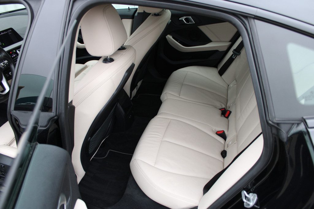 BMW 2 Serie (S845KF) met abonnement