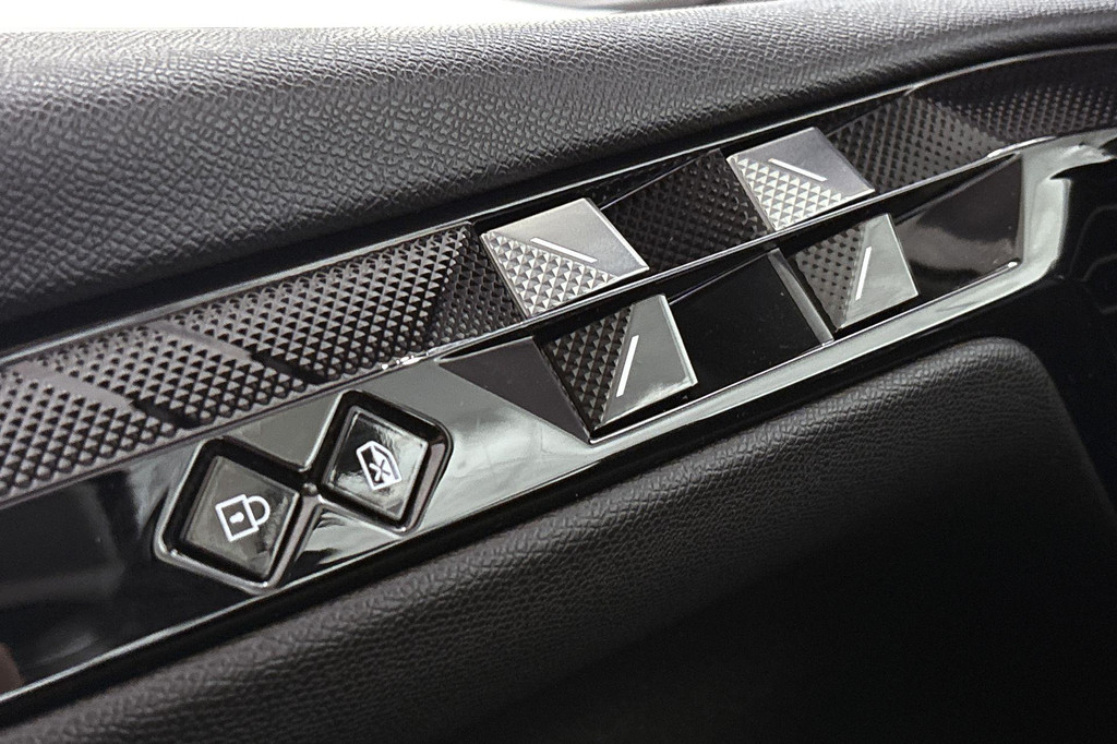 DS DS 4 (P512FR) met abonnement