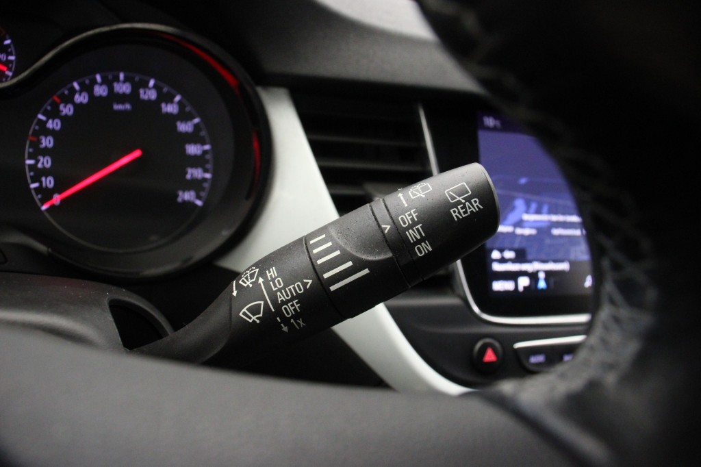 Opel Crossland X (K590KL) met abonnement