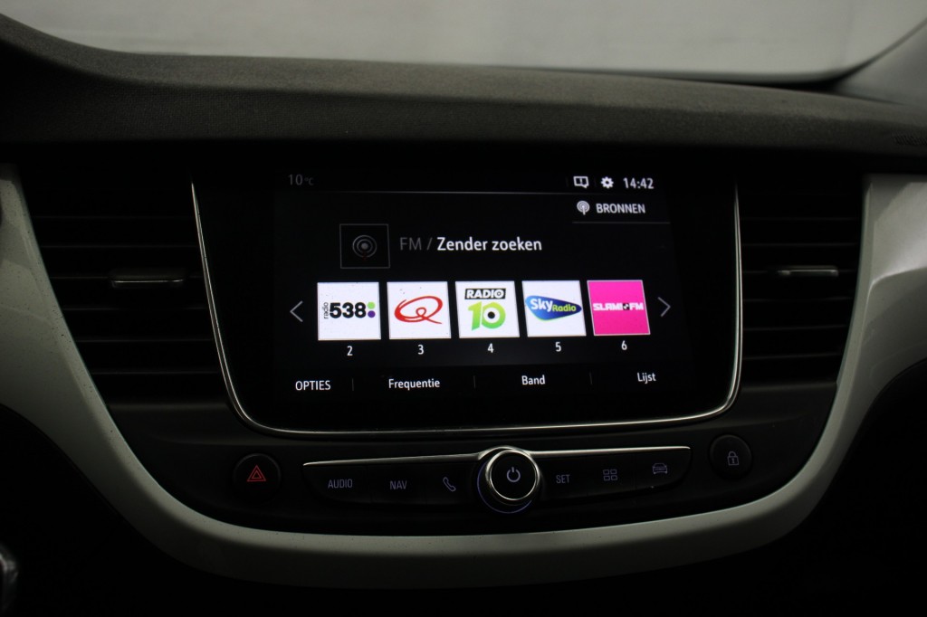 Opel Crossland X (K590KL) met abonnement