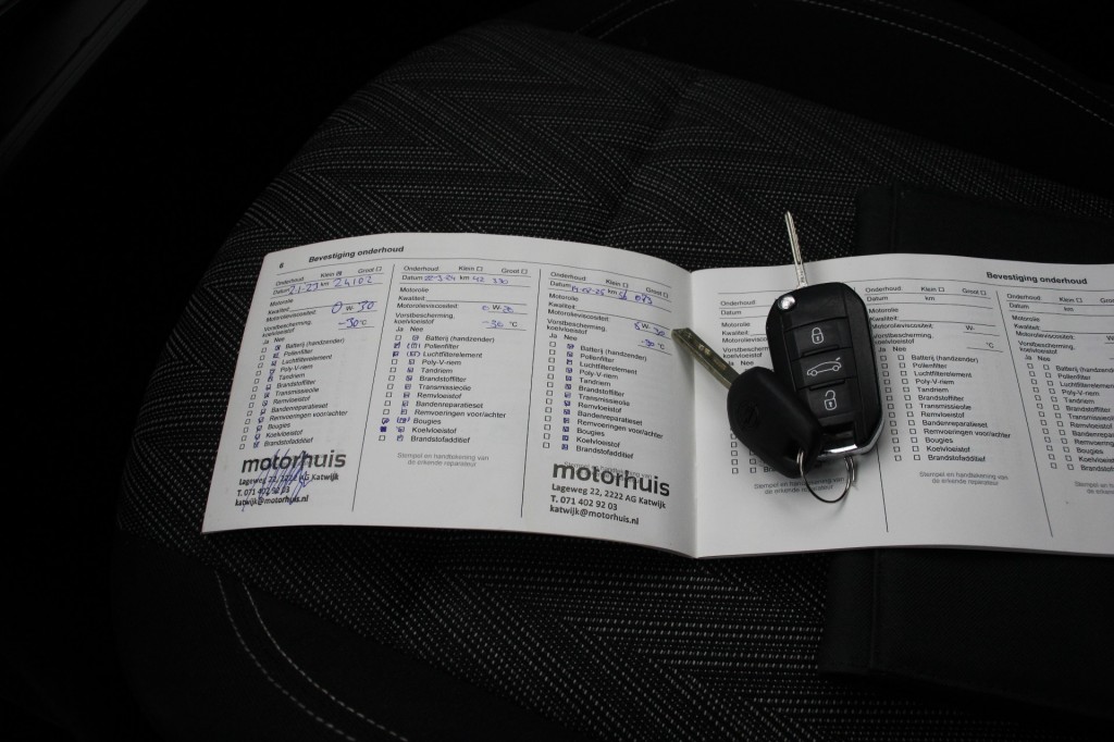 Opel Crossland X (K590KL) met abonnement